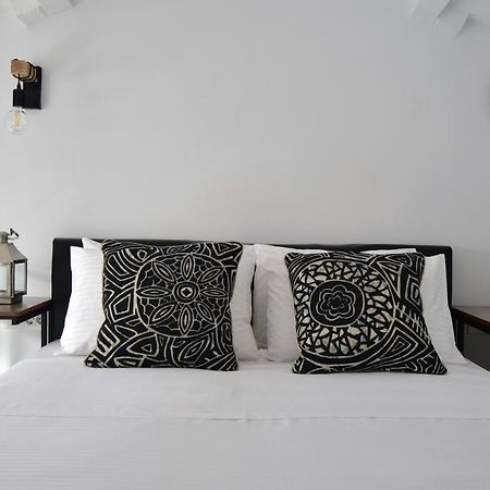 Queen 4 Apartment In The Heart Of The Corfu Historical Old Town Center Exterior foto